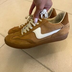 Dolce Vita Tan and White Women's Sneakers